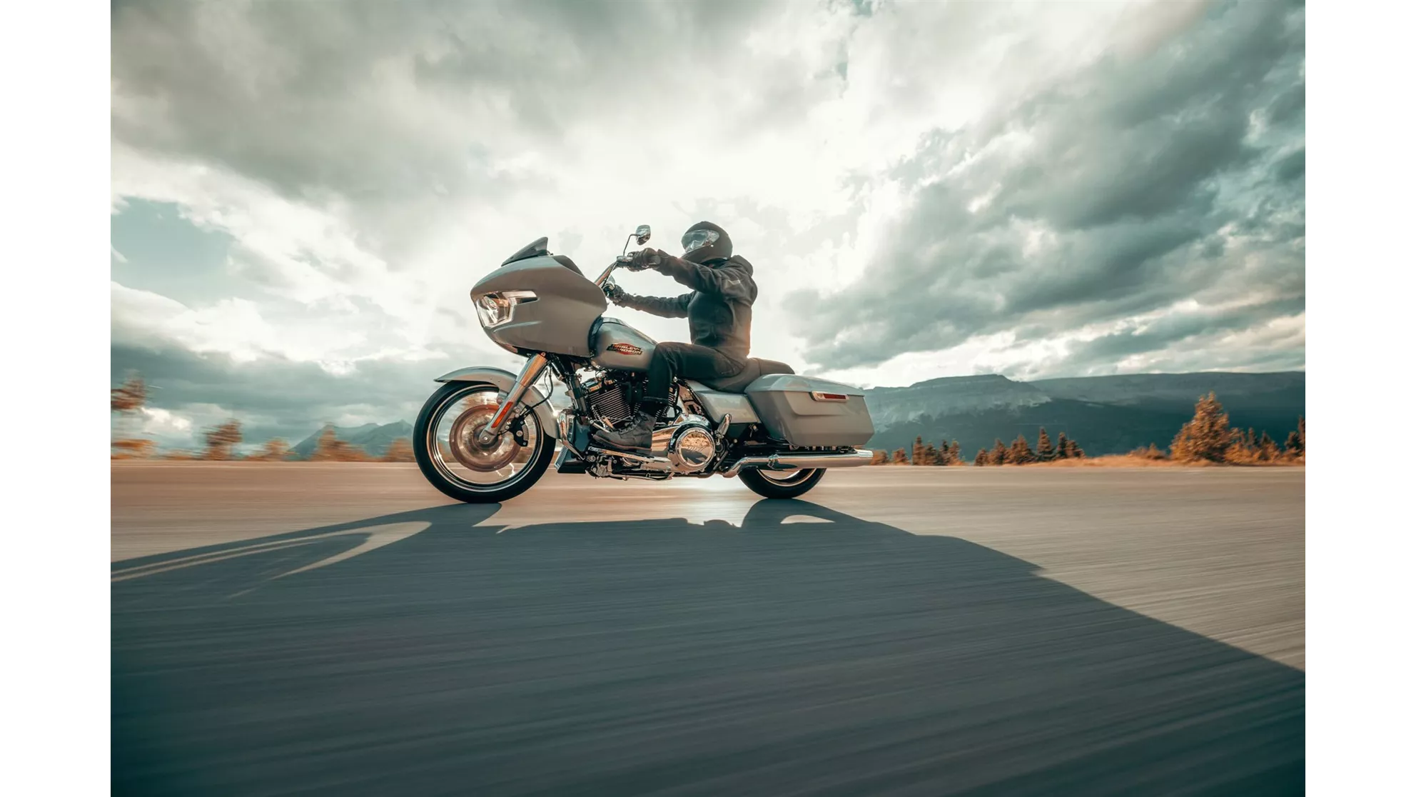 Harley-Davidson Road Glide FLTRX - Immagine 16 Harley-Davidson Road Glide FLTRX - Immagine 16