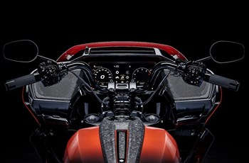 Harley-Davidson CVO Road Glide ST FLTRXSTSE 2026 - Bild 7