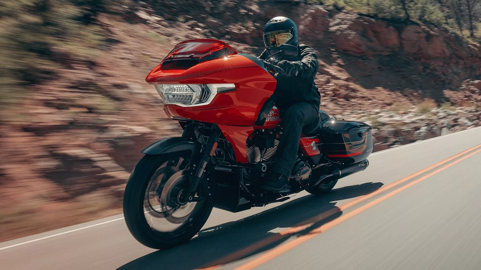 Harley-Davidson CVO Road Glide ST FLTRXSTSE - Imagem 3 Harley-Davidson CVO Road Glide ST FLTRXSTSE - Imagem 3