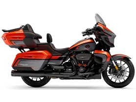 Harley-Davidson CVO Street Glide Limited FLHXSE Harley-Davidson CVO Street Glide Limited FLHXSE