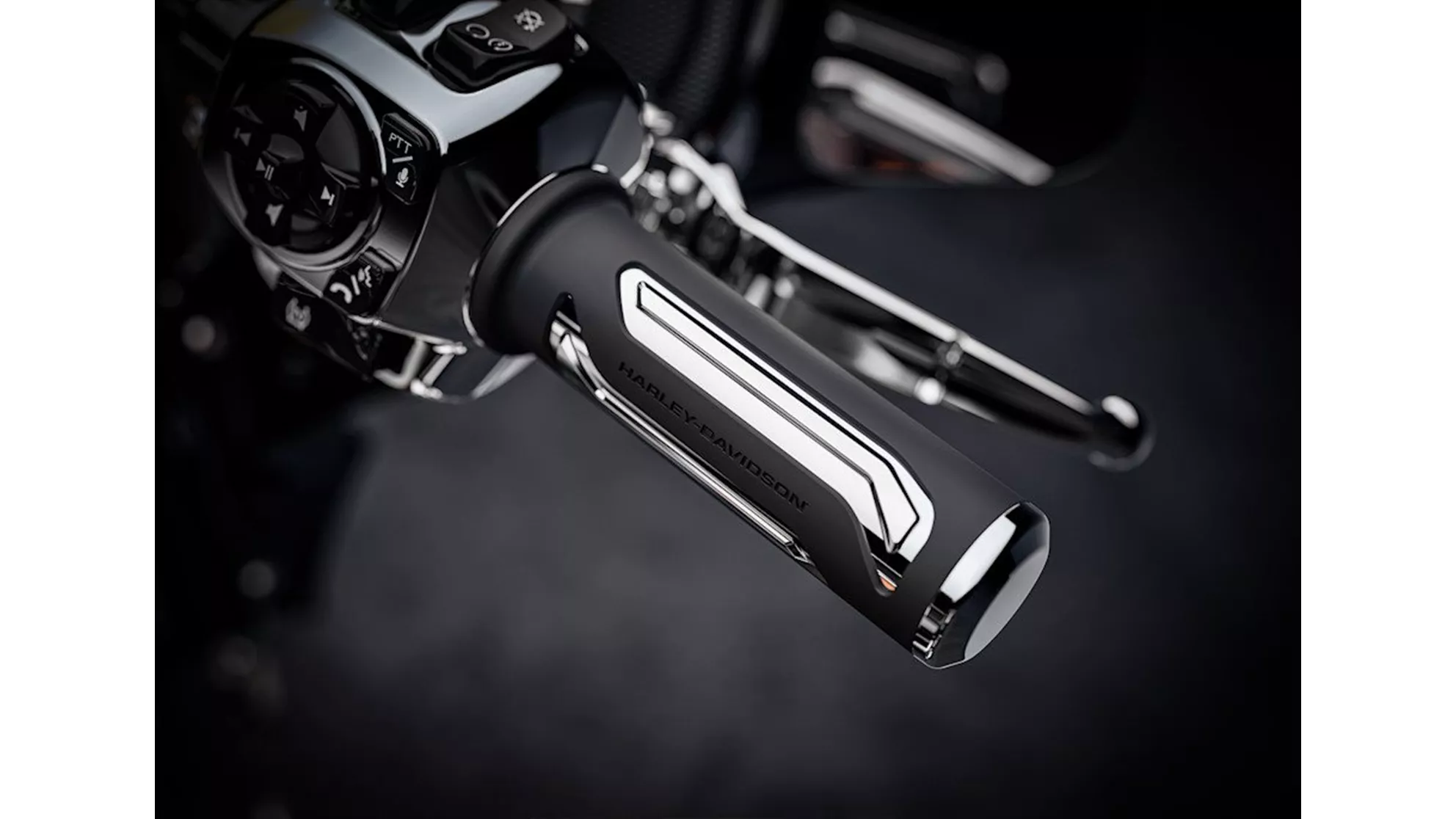 Harley-Davidson CVO Street Glide FLHXSE - Image 7 Harley-Davidson CVO Street Glide FLHXSE - Image 7