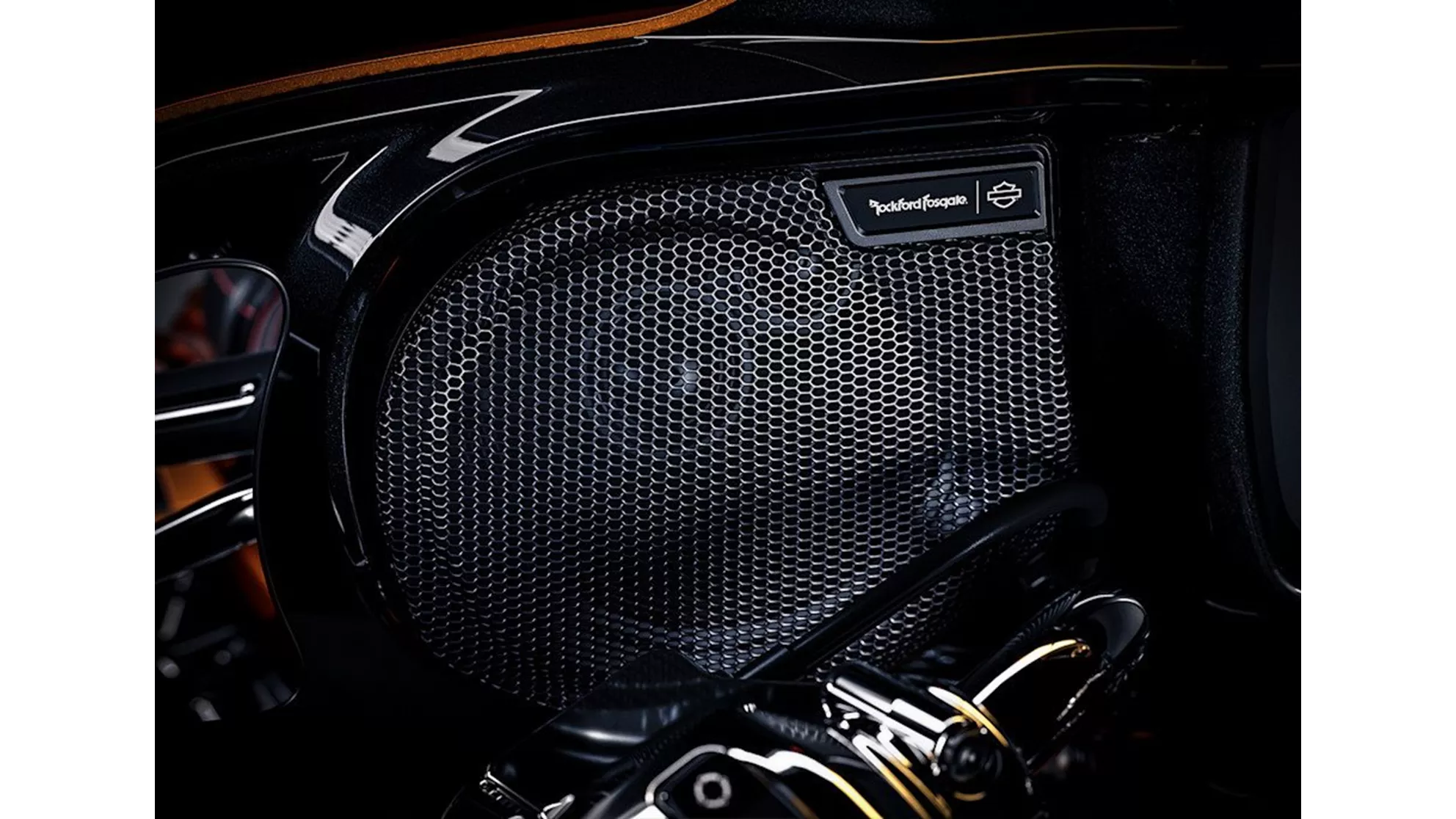 Harley-Davidson CVO Street Glide FLHXSE - Image 9 Harley-Davidson CVO Street Glide FLHXSE - Image 9