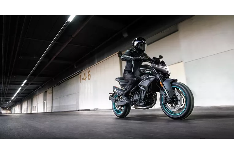 CFMOTO 800NK Advanced 2026 CFMOTO 800NK Advanced 2026