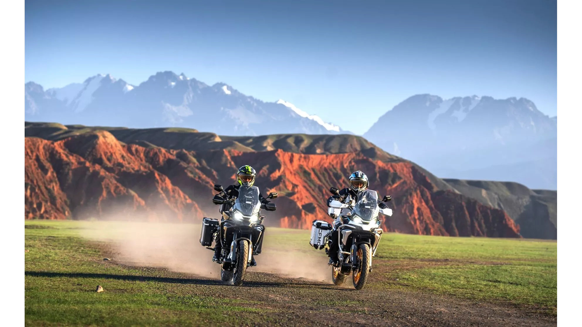 CFMOTO 700MT - Immagine 3 CFMOTO 700MT - Immagine 3