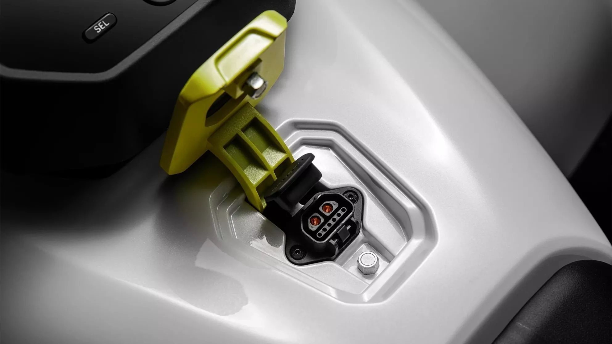 CFMOTO CFORCE EV110 - Image 4 CFMOTO CFORCE EV110 - Image 4