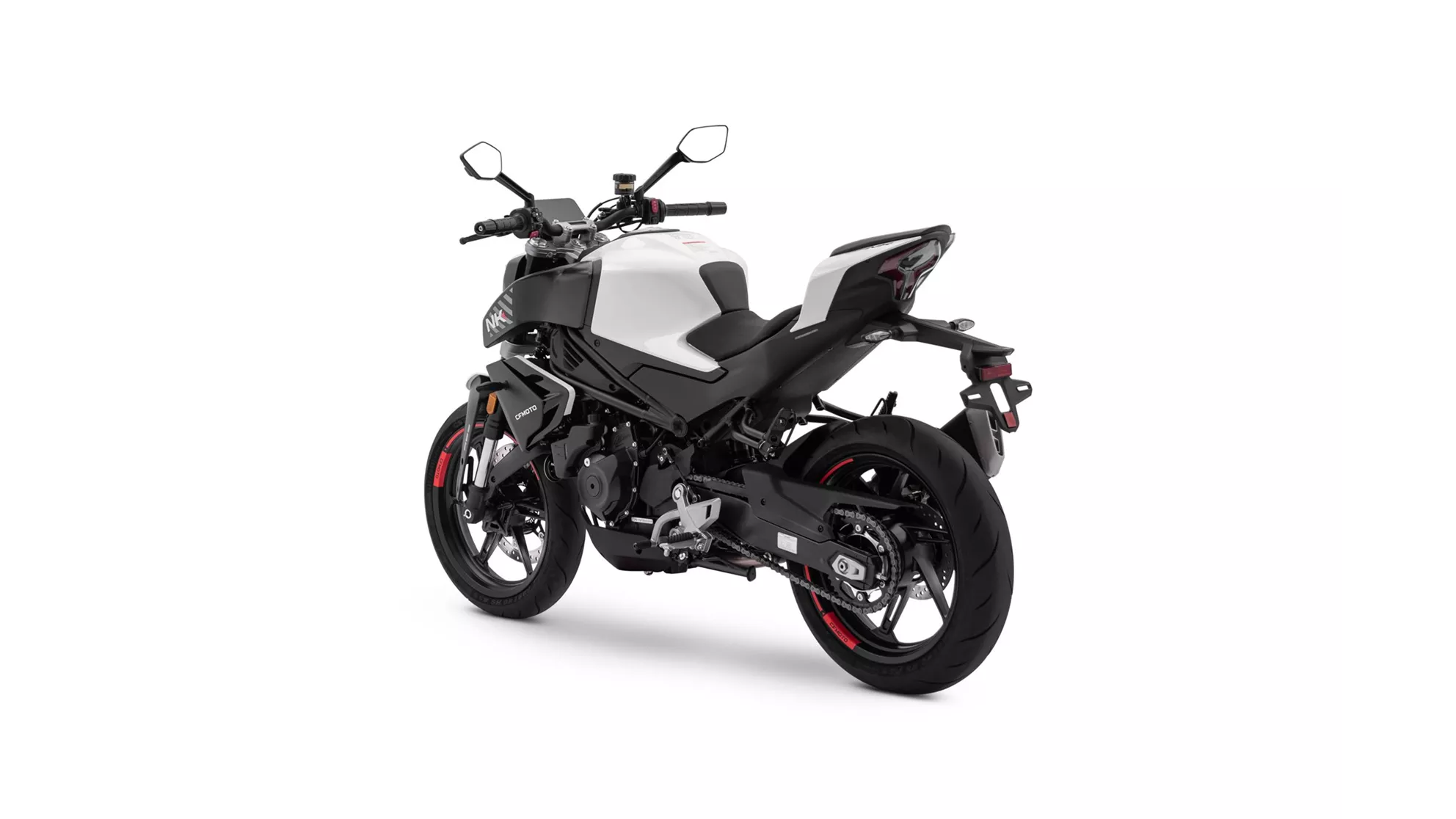 CFMOTO 450NK - Kép 6 CFMOTO 450NK - Kép 6