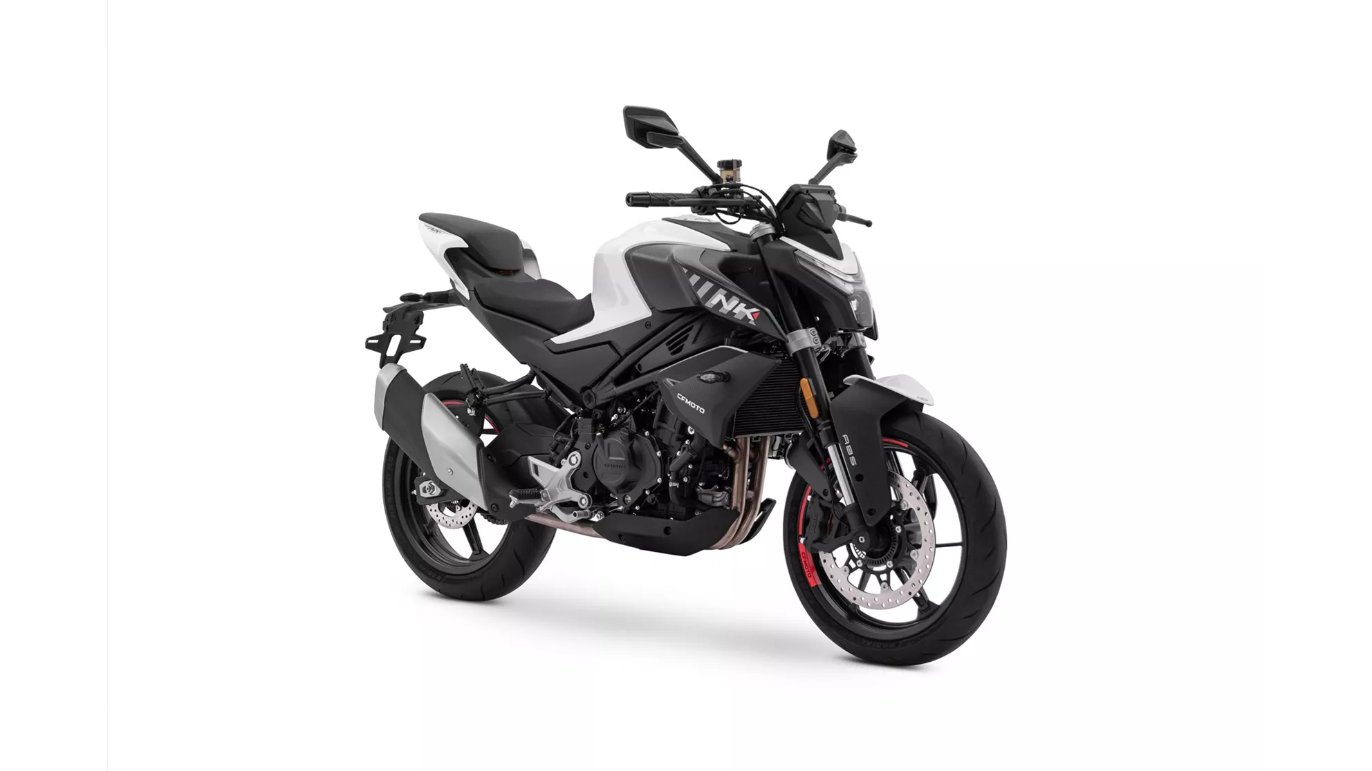 CFMOTO 450NK - Kép 1 CFMOTO 450NK - Kép 1