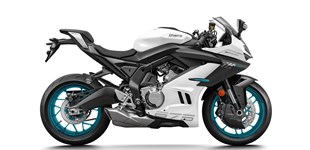 CFMOTO 675SR-R 2026 vs Zontes 703-RR 2025