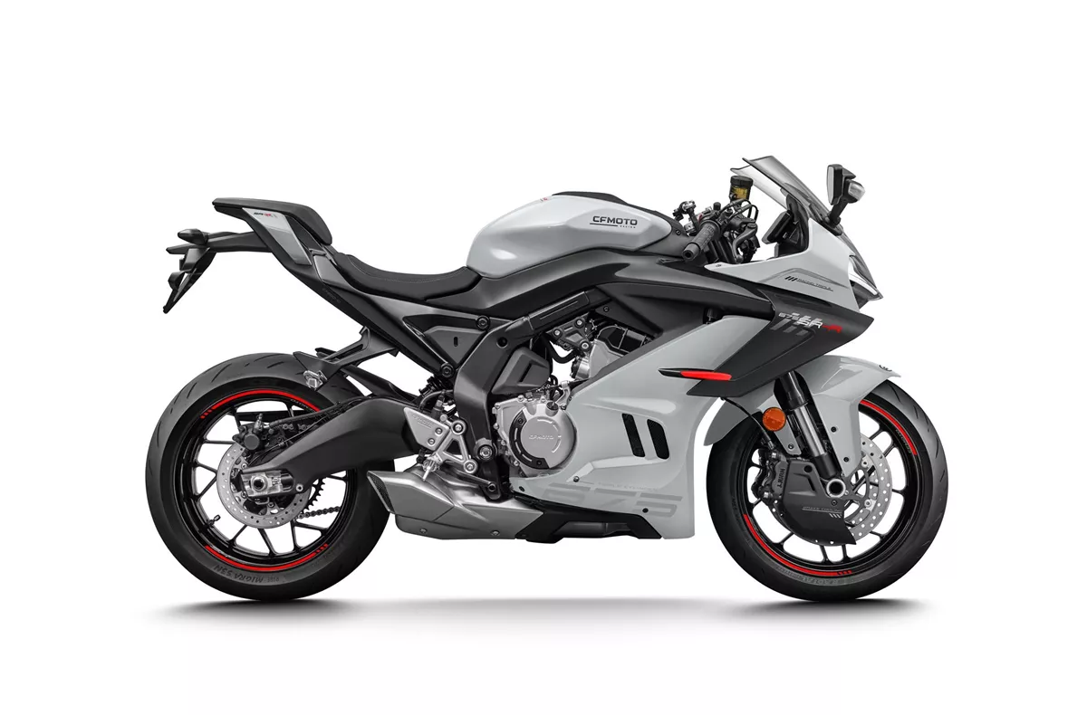 CFMOTO 675SR-R CFMOTO 675SR-R