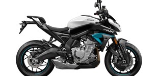 CFMOTO 675NK 2026 vs Suzuki GSX-8S 2026