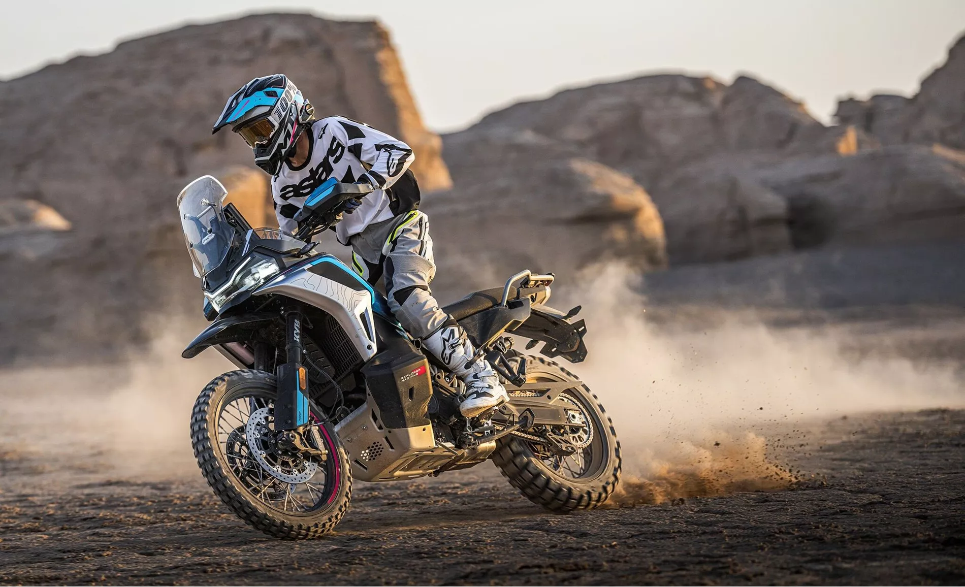 CFMOTO 1000MT-X 2026 CFMOTO 1000MT-X 2026