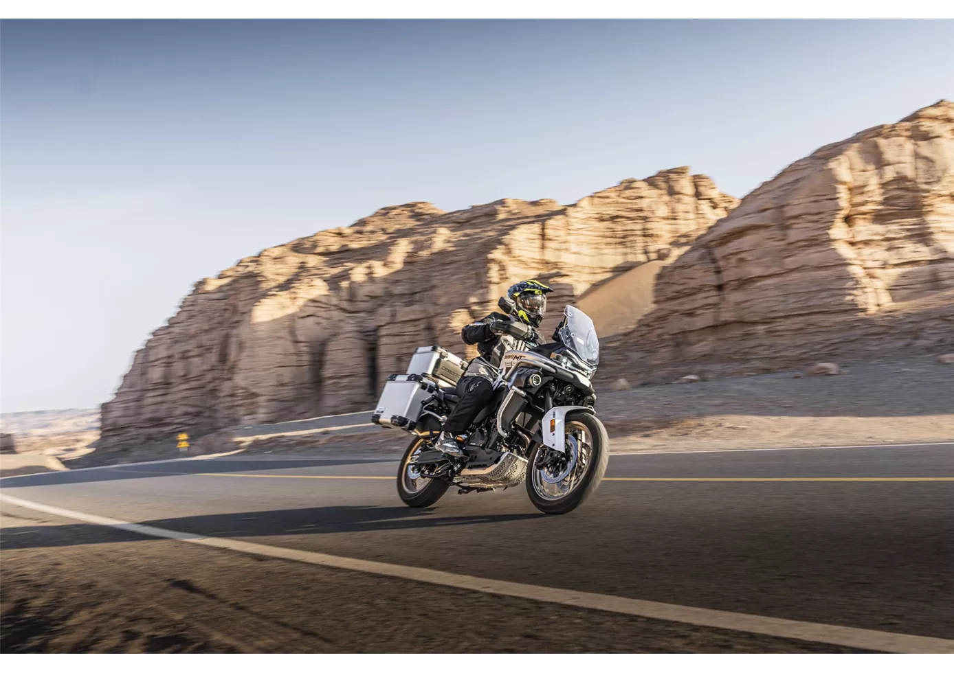 CFMOTO 800MT-ES 2026 CFMOTO 800MT-ES 2026