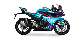 CFMOTO 450SR World Champions Replica 2026 vs CFMOTO 450NK 2026