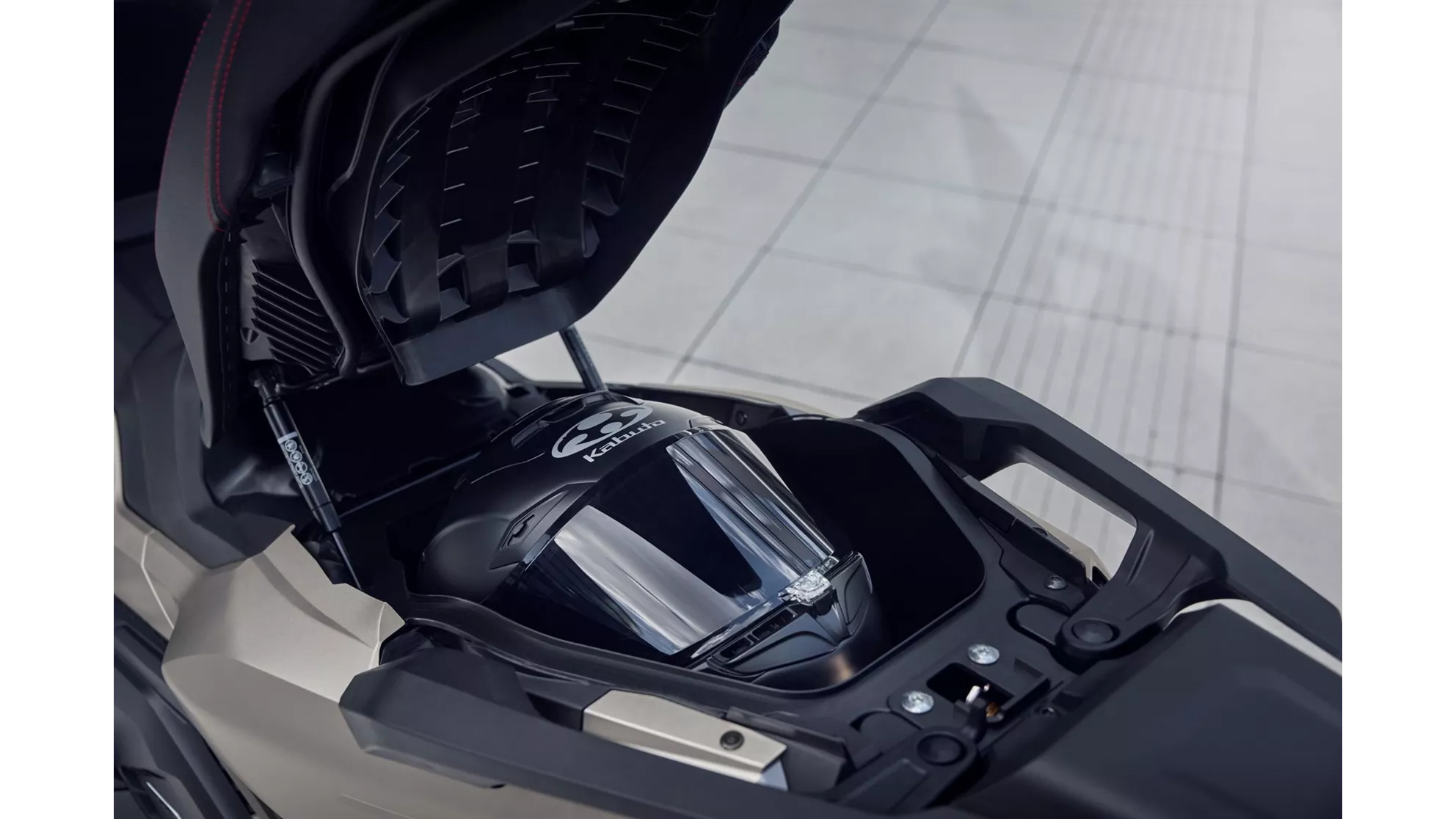 Honda Forza 750 - Image 13 Honda Forza 750 - Image 13