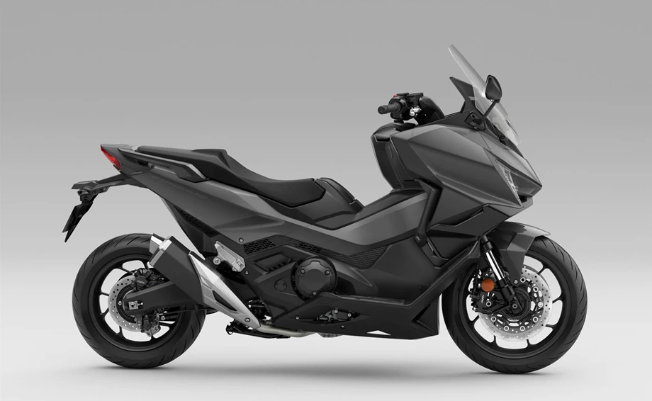Honda Forza 750 Bild 3: Honda Forza 750