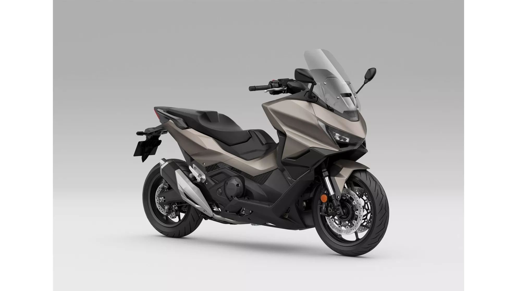 Honda Forza 750 - Image 3 Honda Forza 750 - Image 3