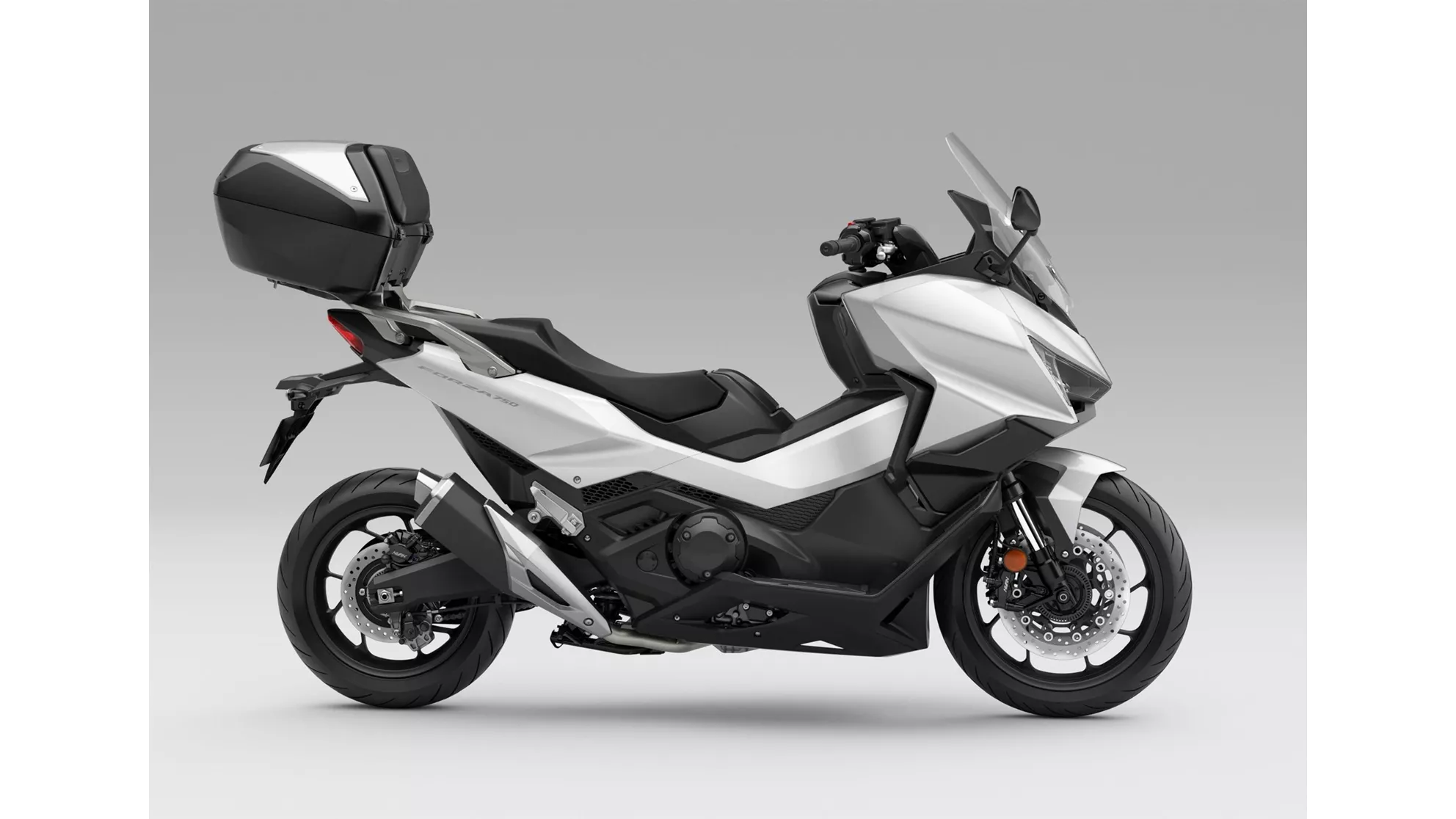 Honda Forza 750 - Image 16 Honda Forza 750 - Image 16