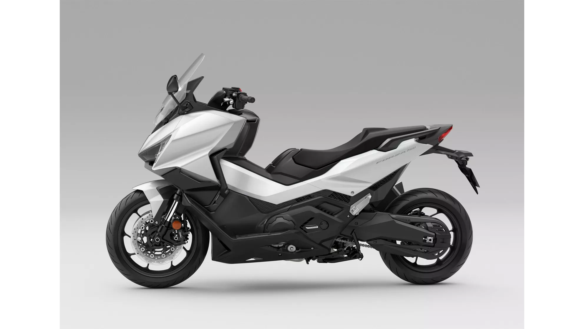 Honda Forza 750 - Image 17 Honda Forza 750 - Image 17