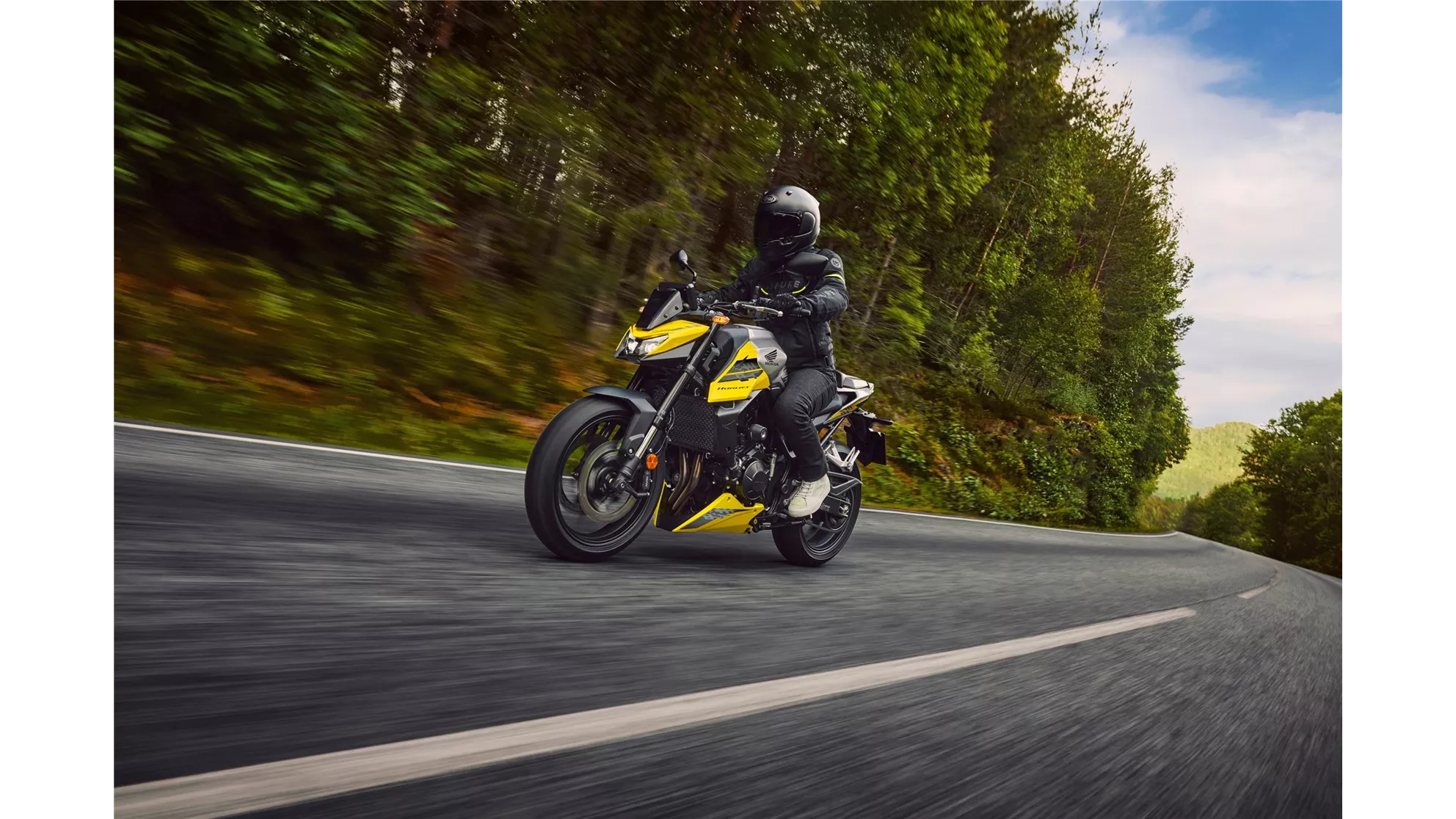 Honda CB750 Hornet - Image 5 Honda CB750 Hornet - Image 5