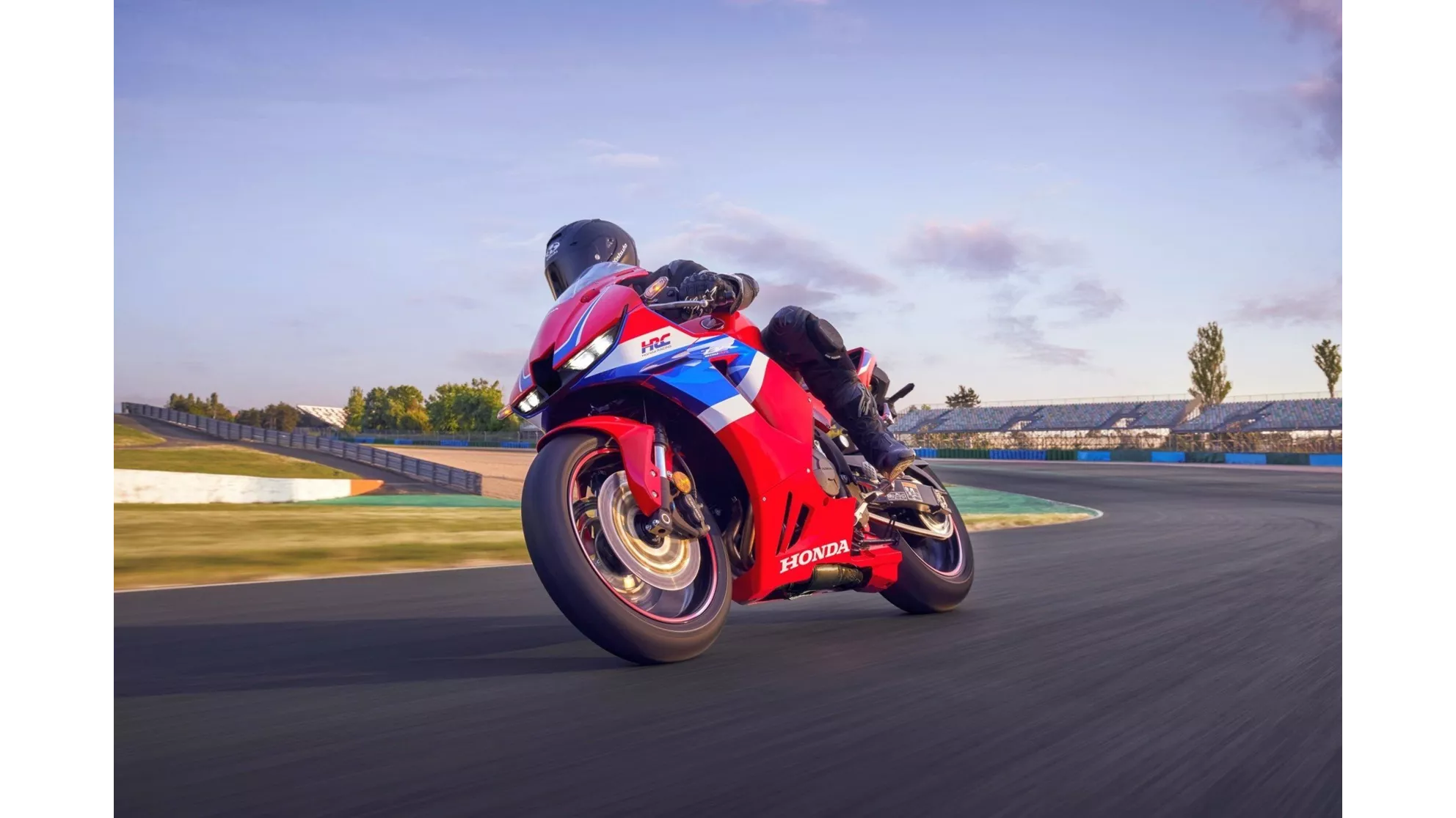 Honda CBR600RR - Resim 2 Honda CBR600RR - Resim 2