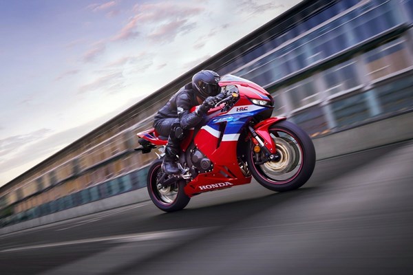 Honda CBR600RR () - Bild 7