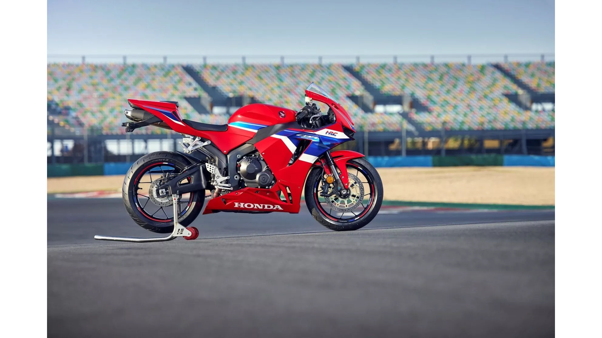 Honda CBR600RR - Resim 9 Honda CBR600RR - Resim 9