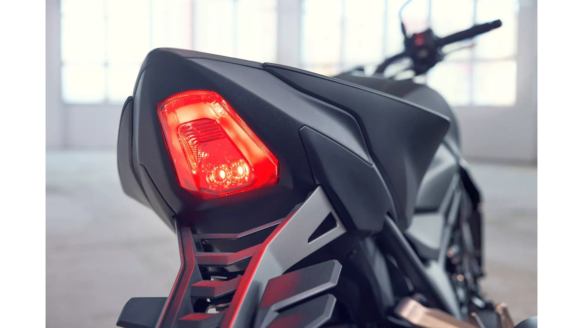 Honda CB1000 Hornet SP - Obrázek 9 Honda CB1000 Hornet SP - Obrázek 9