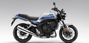 Honda CB1000F 2026 vs Kawasaki Z1000 2012 Honda CB1000F 2026 vs Kawasaki Z1000 2012