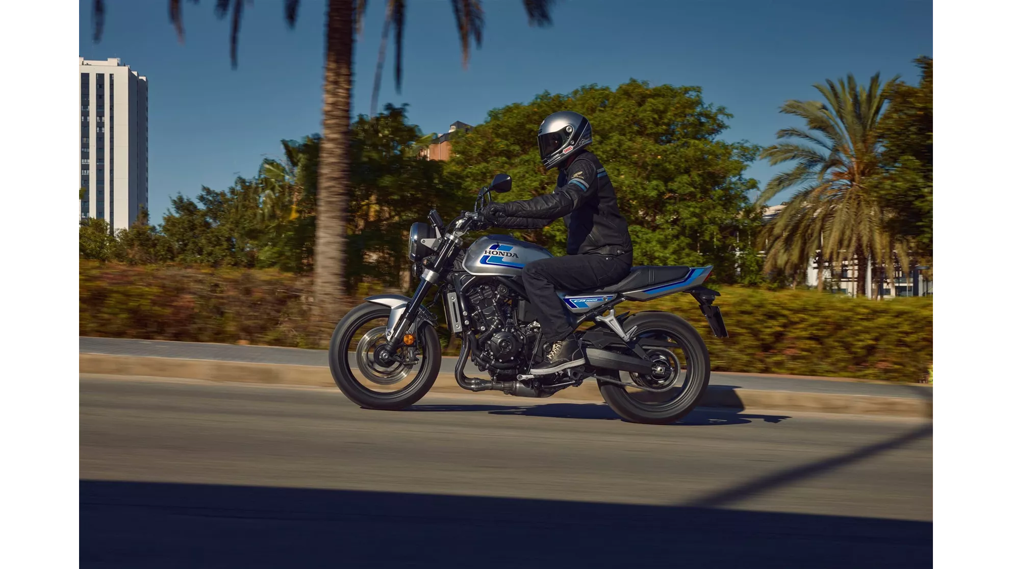Honda CB1000F 2026 - Obrázek 114 Honda CB1000F 2026 - Obrázek 114