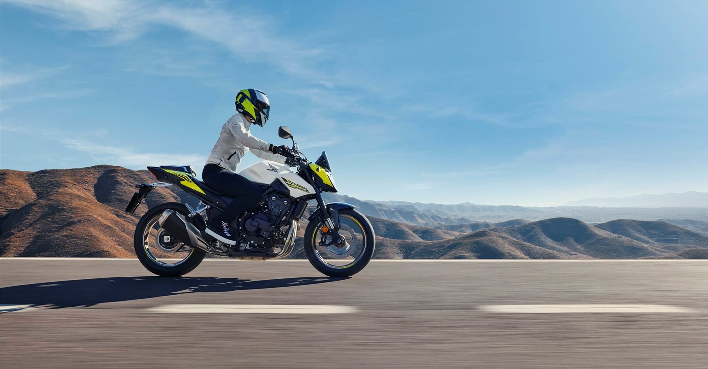 Honda CB500 Hornet E-Clutch