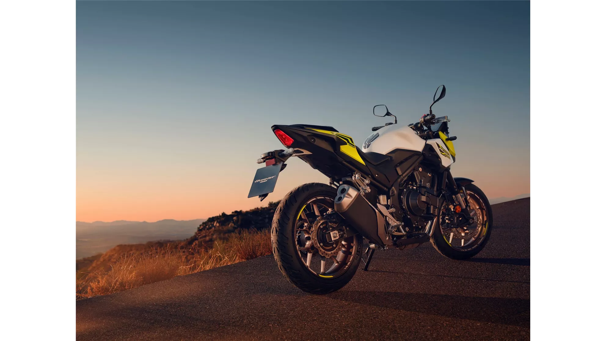 Honda CB500 Hornet E-Clutch - afbeelding 3 Honda CB500 Hornet E-Clutch - afbeelding 3