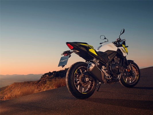 Honda CB500 Hornet E-Clutch () - Bild 4