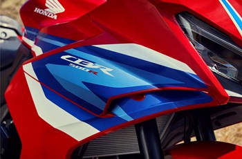 Honda CBR500R E-Clutch 2026 - Bild 9