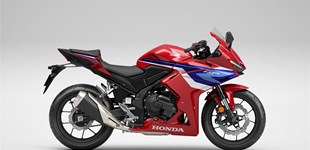 Honda CBR500R E-Clutch 2026 vs Honda CBR500R 2022