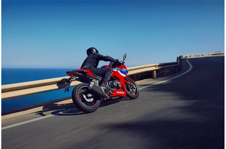 Honda CBR500R E-Clutch 2026 Honda CBR500R E-Clutch 2026