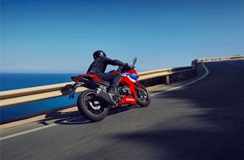 Honda CBR500R E-Clutch 2026 - Bild 4