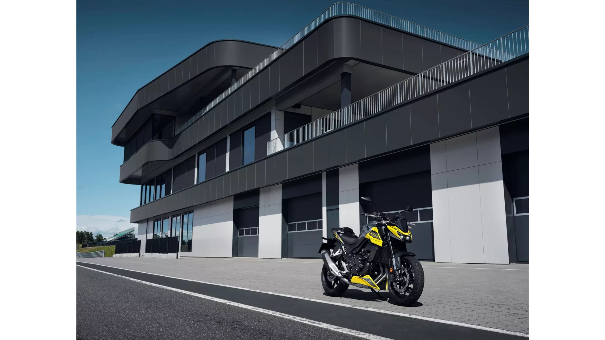 Honda CB750 Hornet E-Clutch - afbeelding 2 Honda CB750 Hornet E-Clutch - afbeelding 2