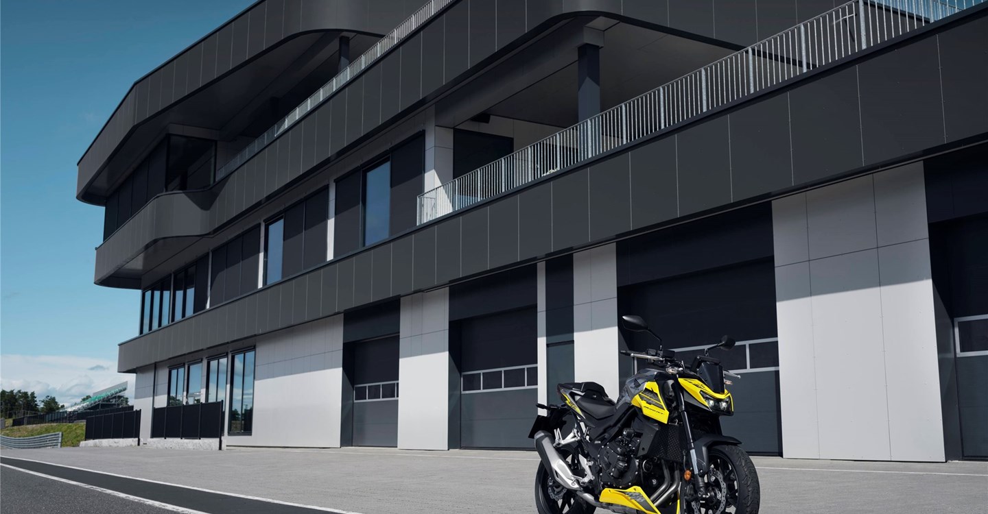 Honda CB750 Hornet E-Clutch