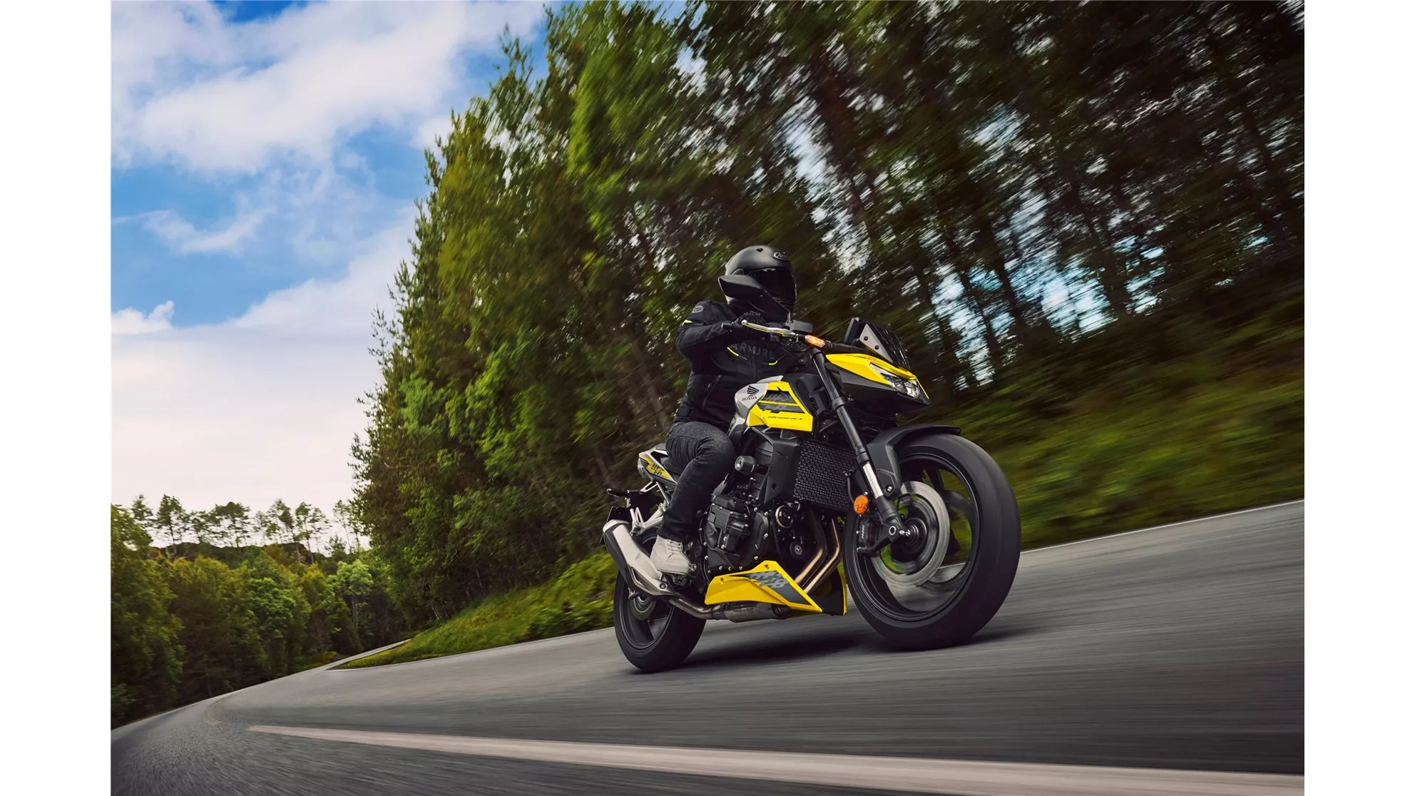 Honda CB750 Hornet E-Clutch - afbeelding 1 Honda CB750 Hornet E-Clutch - afbeelding 1