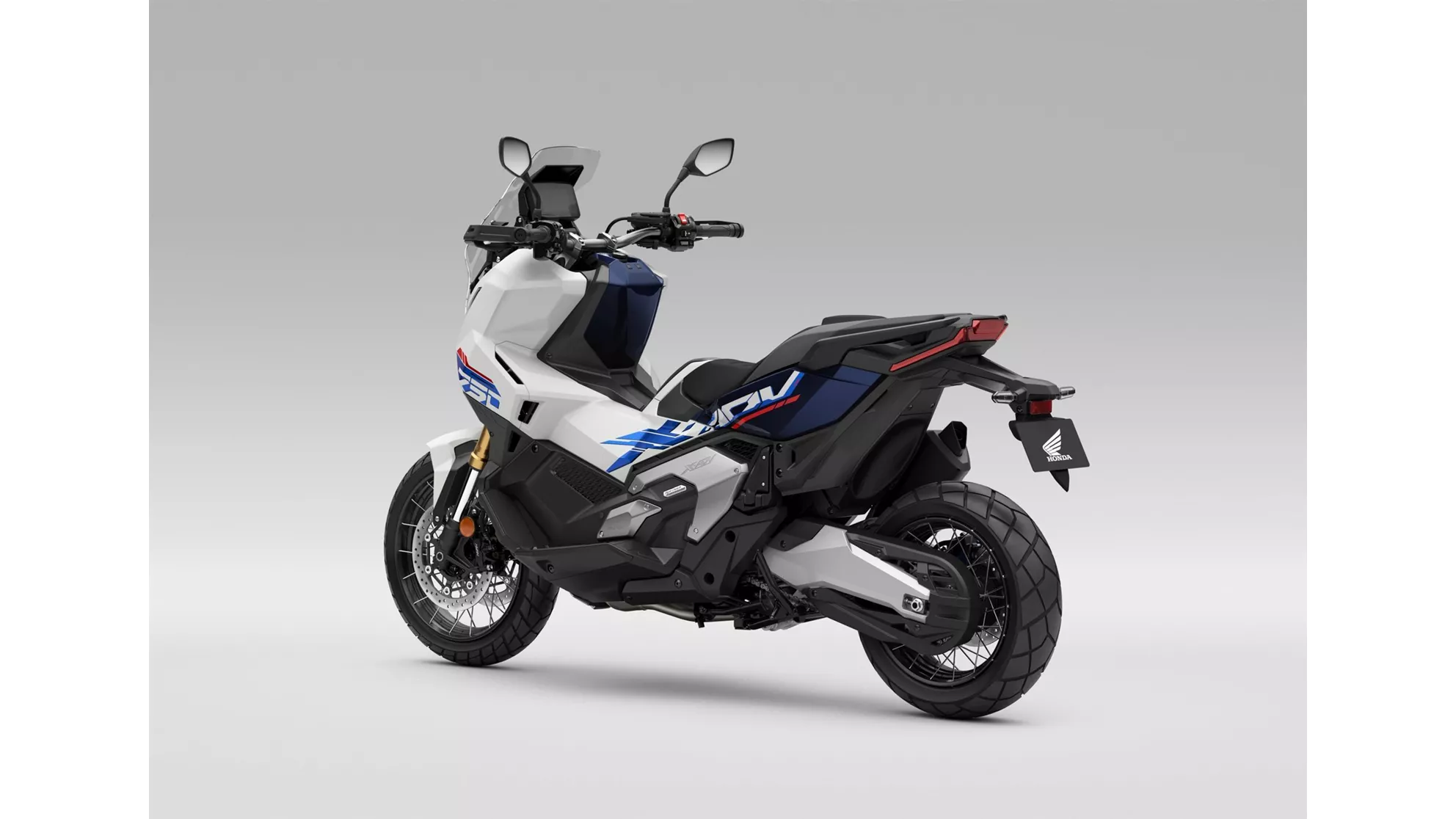 Honda X-ADV Special Edition - Image 3 Honda X-ADV Special Edition - Image 3