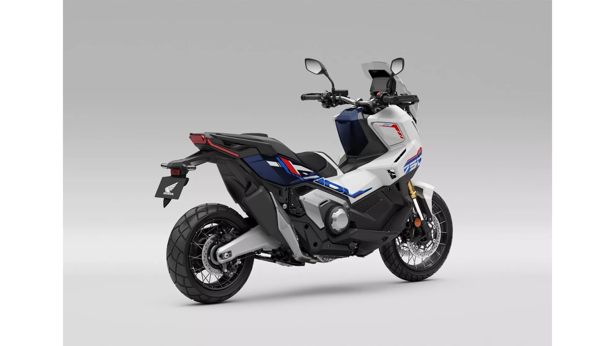 Honda X-ADV Special Edition - Image 4 Honda X-ADV Special Edition - Image 4