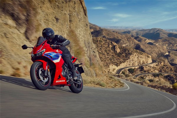 Honda CBR500R () - Bild 2