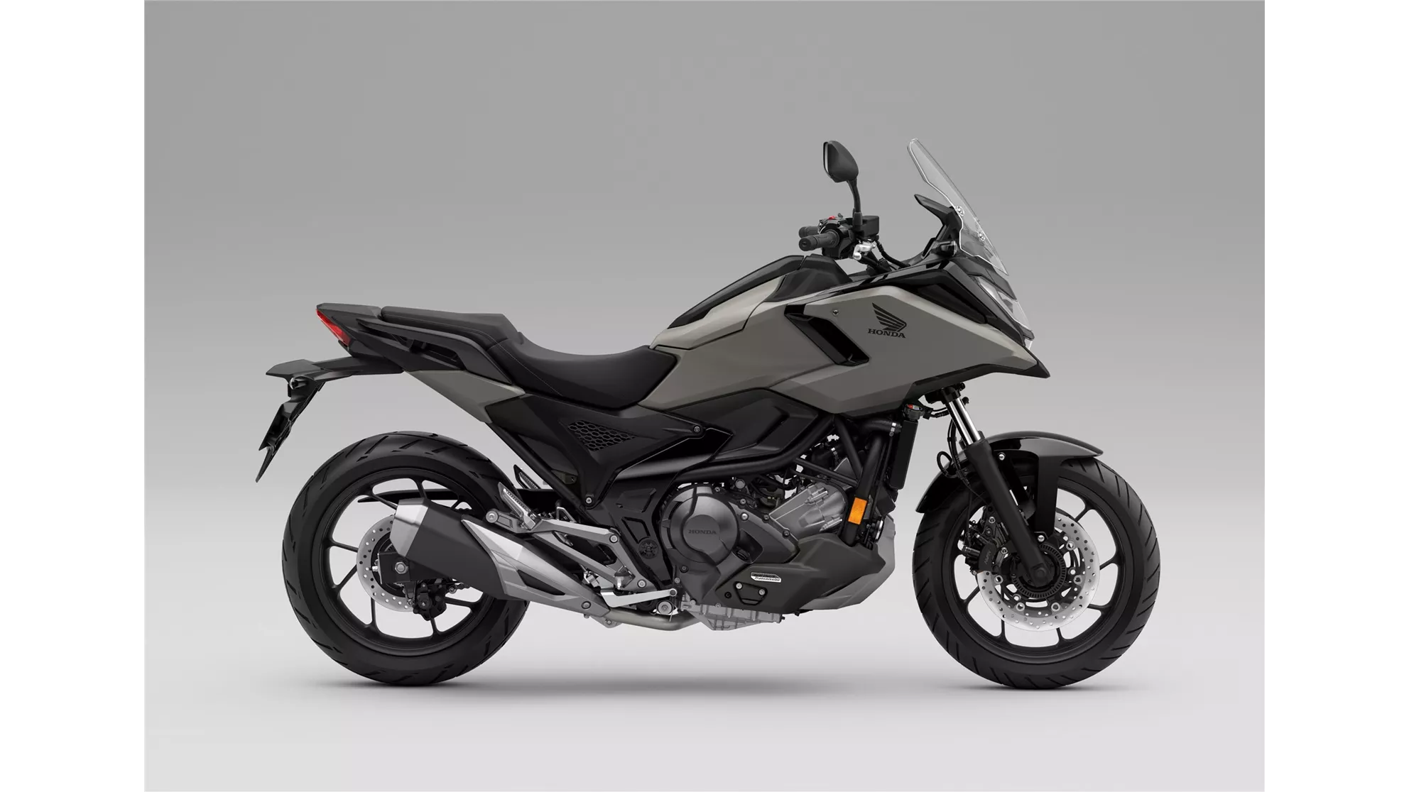 Honda NC750X DCT - Image 12 Honda NC750X DCT - Image 12