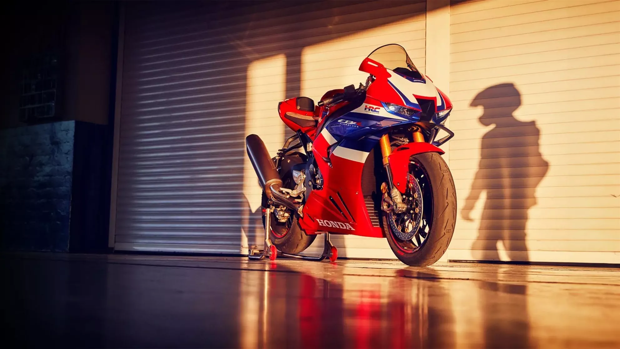 Honda CBR1000RR-R Fireblade - Obraz 3 Honda CBR1000RR-R Fireblade - Obraz 3