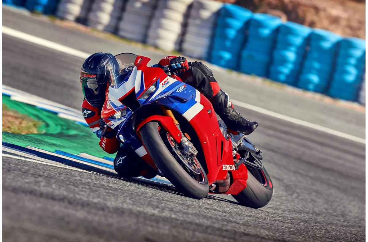 Honda CBR1000RR-R Fireblade SP Honda CBR1000RR-R Fireblade SP