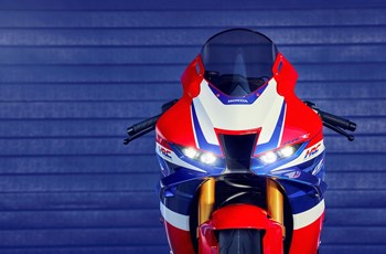 Honda CBR1000RR-R Fireblade SP 2026 - Bild 9