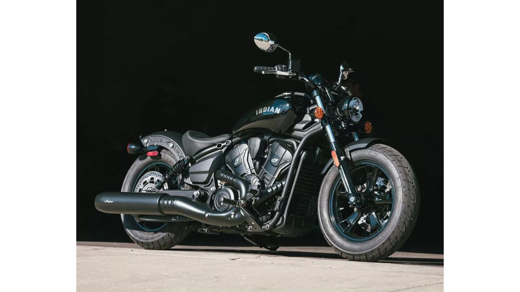 Indian Scout Sixty Bobber - Slika 2 Indian Scout Sixty Bobber - Slika 2