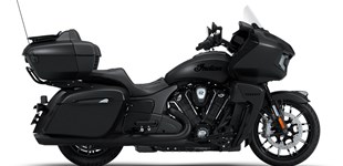 Indian Pursuit Dark Horse 2025 vs Indian Pursuit Dark Horse with 112 Package 2026