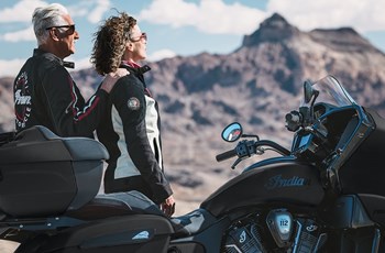 Indian Pursuit Dark Horse with 112 Package 2026 - Bild 8