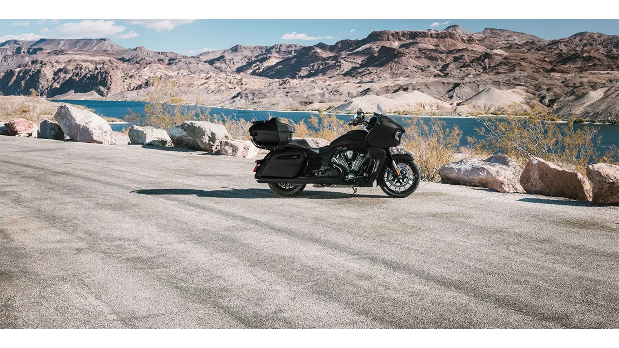 Indian Pursuit Dark Horse with 112 Package - Resim 8 Indian Pursuit Dark Horse with 112 Package - Resim 8